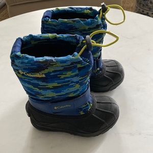 Toddler Columbia size 10 winter boots